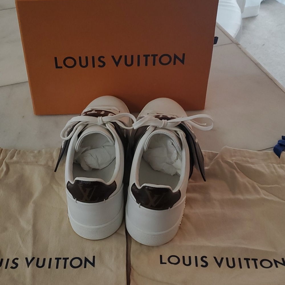 Loius Vuitton Frontrunner Sneaker - image 4